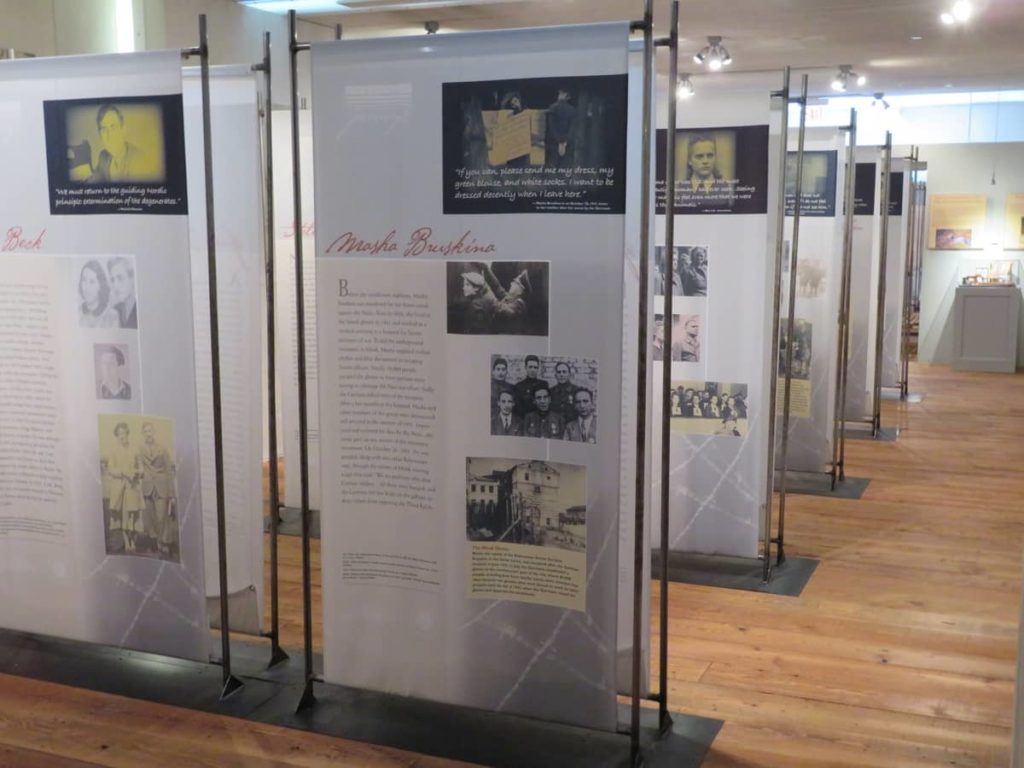 Parallel Journeys, Holocaust, Exhibit,