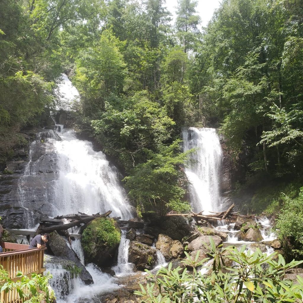 Waterfalls, Georgia, Hiking