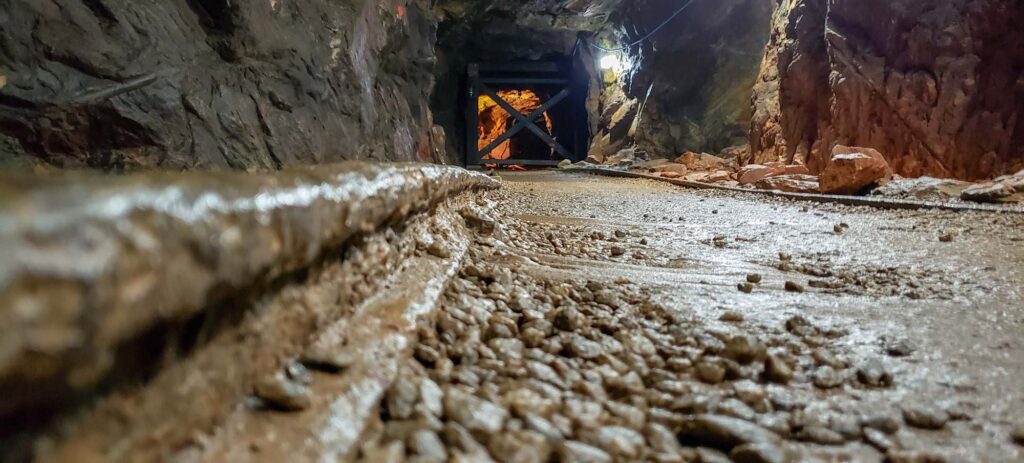 family gold mine tour in Georgia mountains